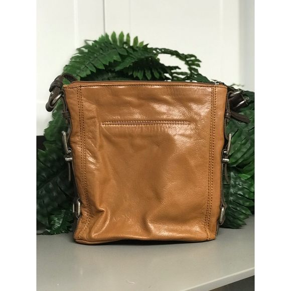 100% Leather Happy & Free Crossbody Bag - Picture 2 of 11